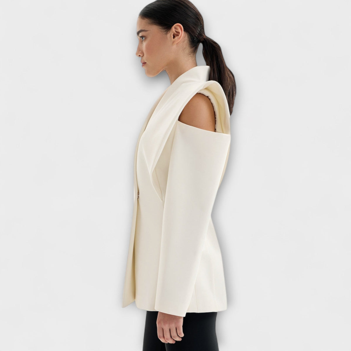 Alpenfeld™ | Valeria – Skulpturaler Schulterblazer