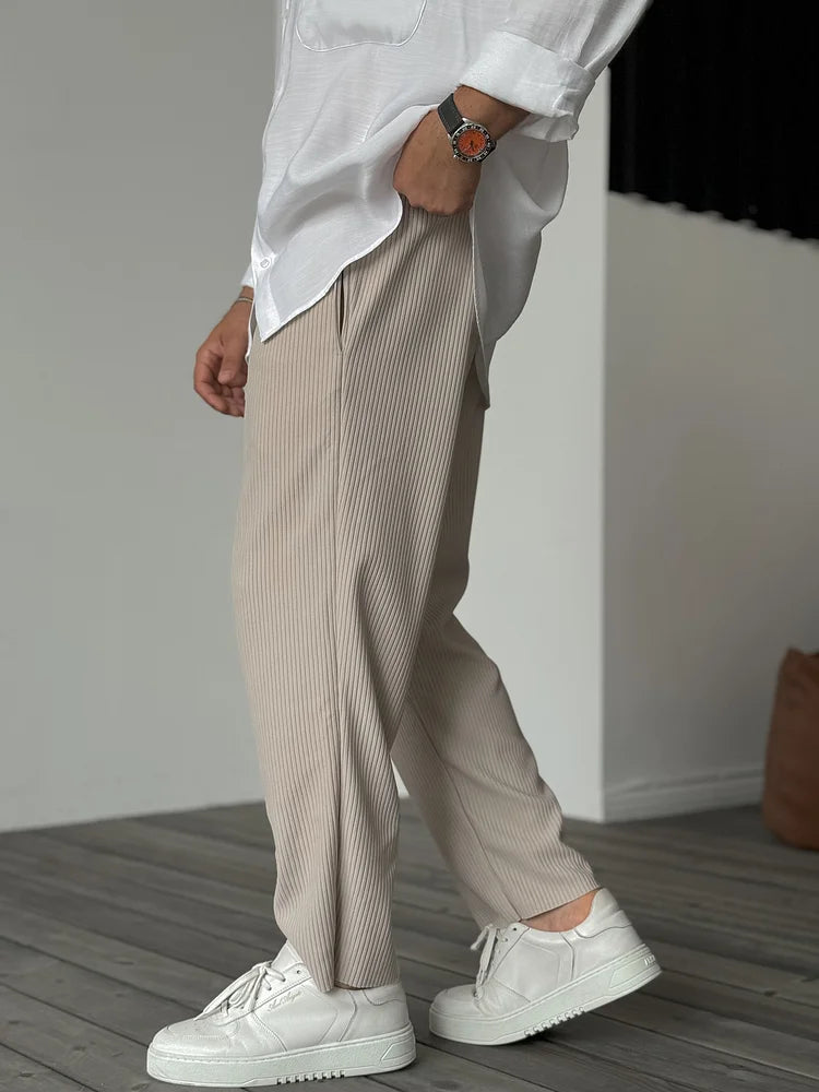 Alpenfeld™ | Herren Relax Fit Plissee Hose – Eleganter und Bequemer Alltags- und Business-Look