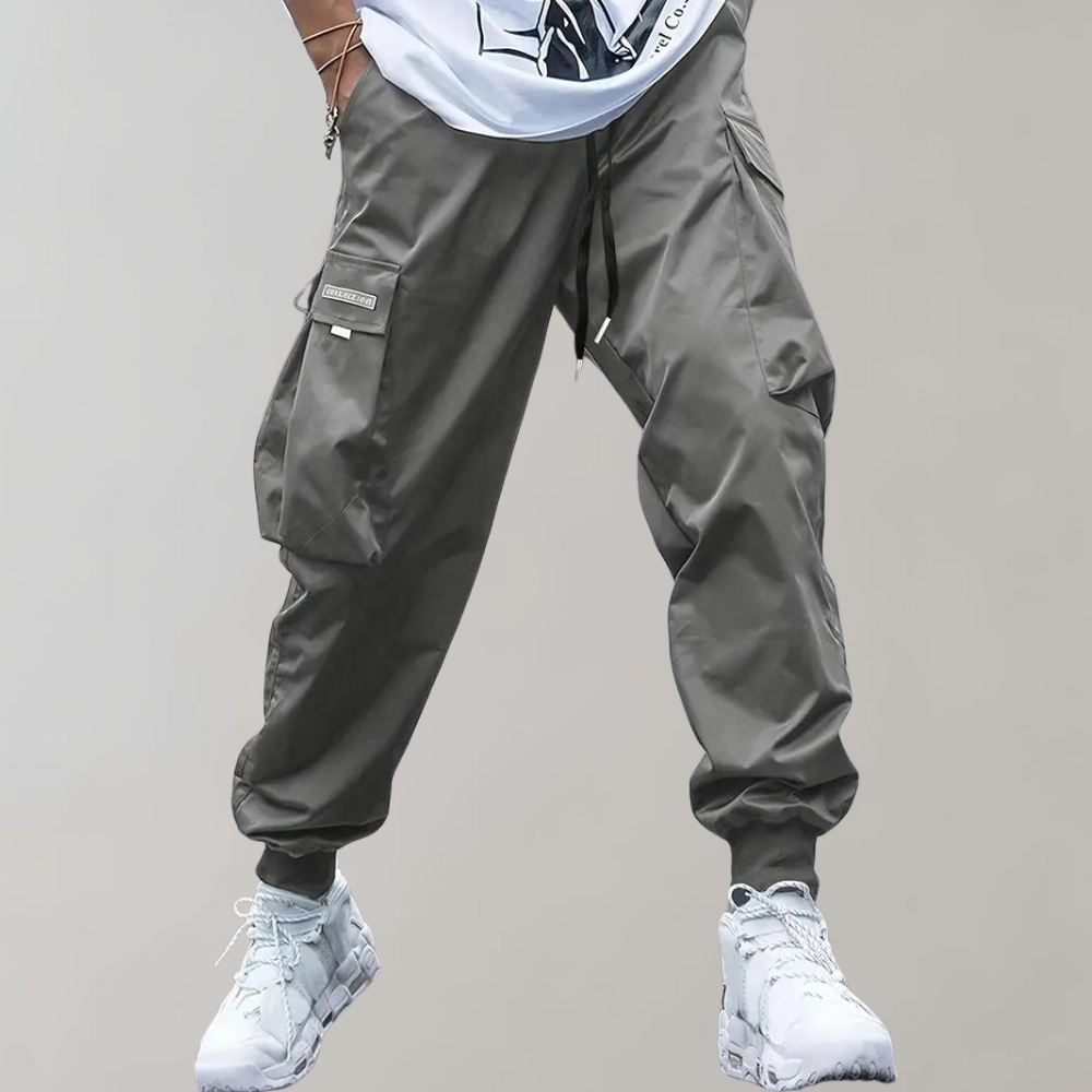 Alpenfeld™ | Herren Cargo Jogginghose – Lila Streetwear-Hose mit Reißverschlusstaschen & Bündchen