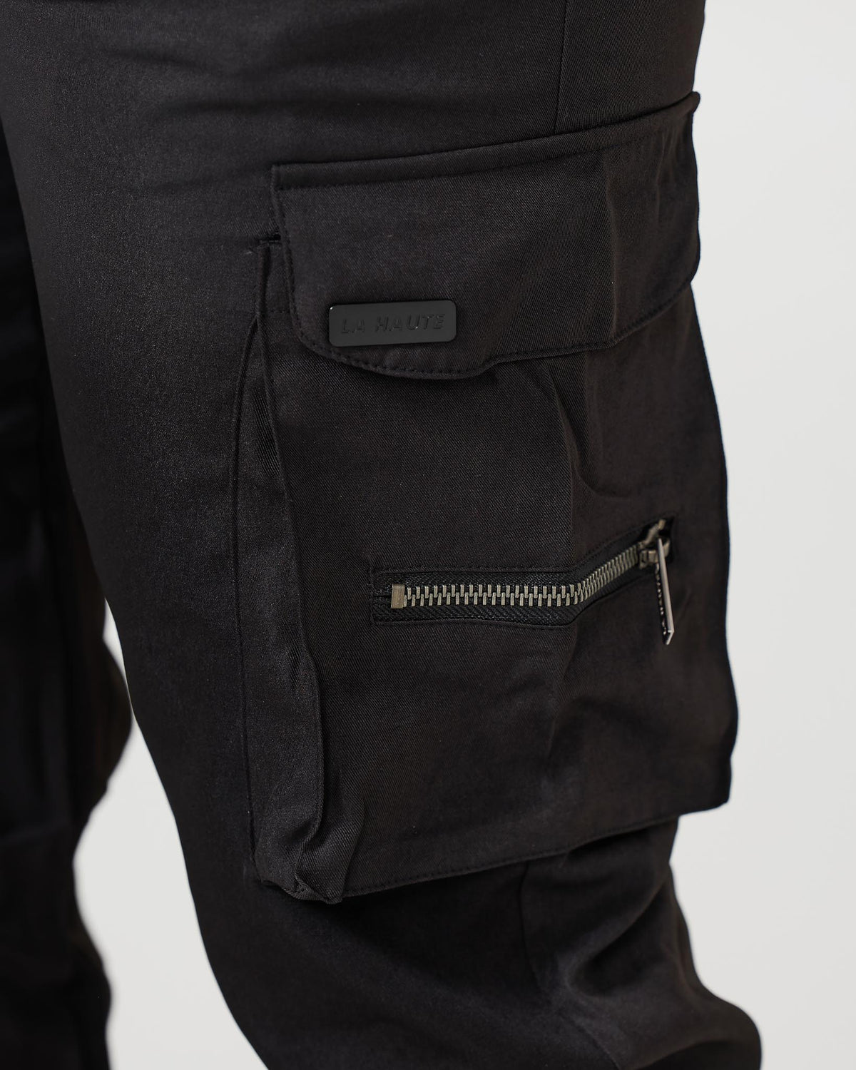 Alpenfeld | Schwarze Cargo-Hose (1 kaufen, 1 GRATIS dazu)