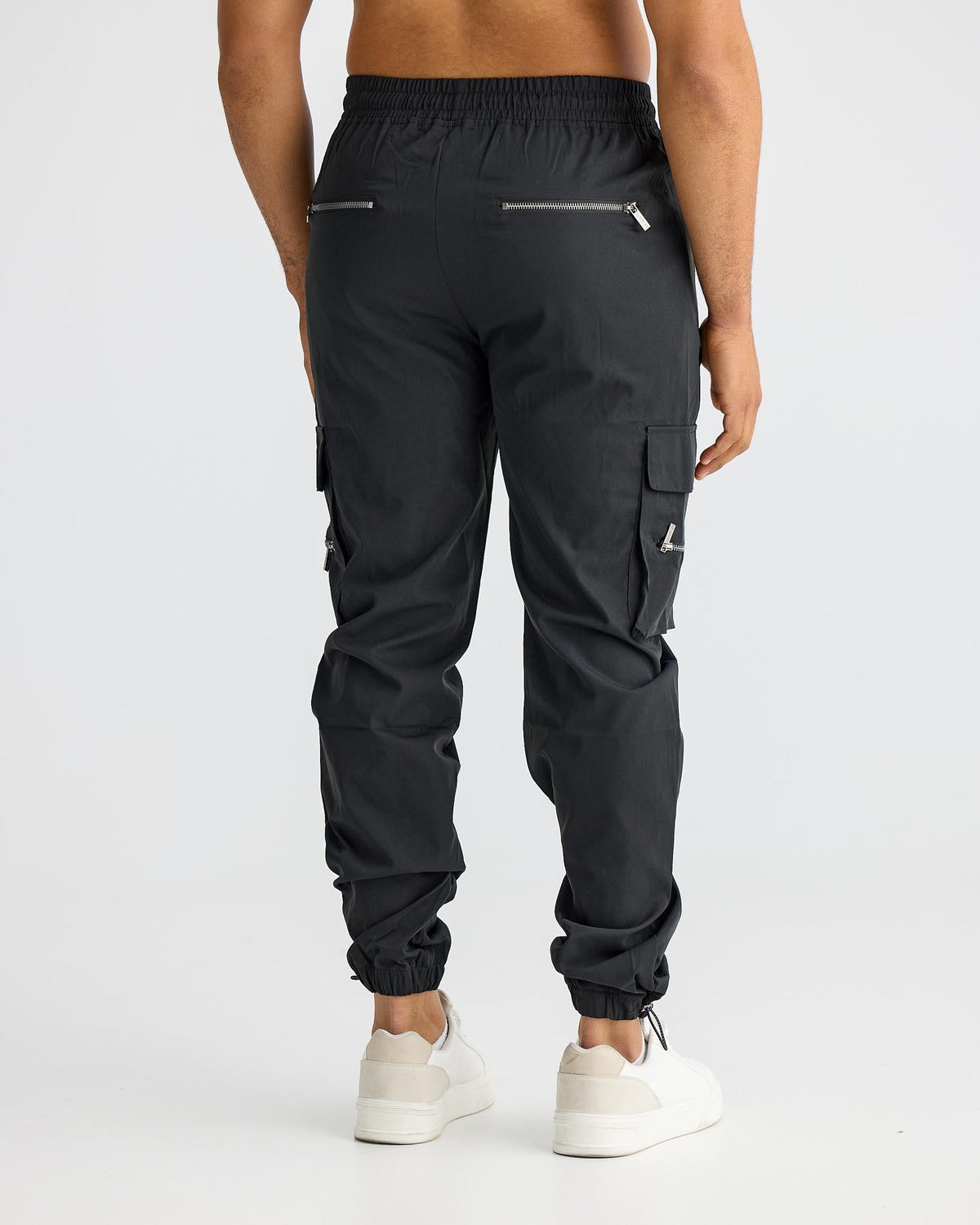Alpenfeld | Schwarze Cargo-Hose (1 kaufen, 1 GRATIS dazu)