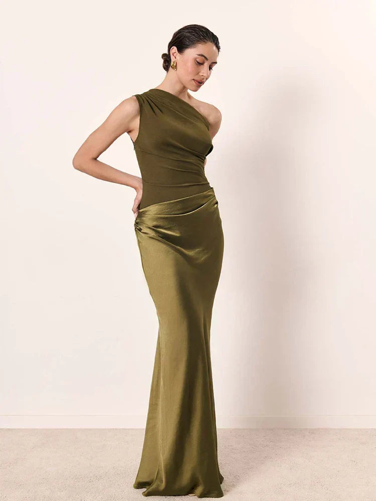 Amber™ – Ein Schulter Satin Maxikleid