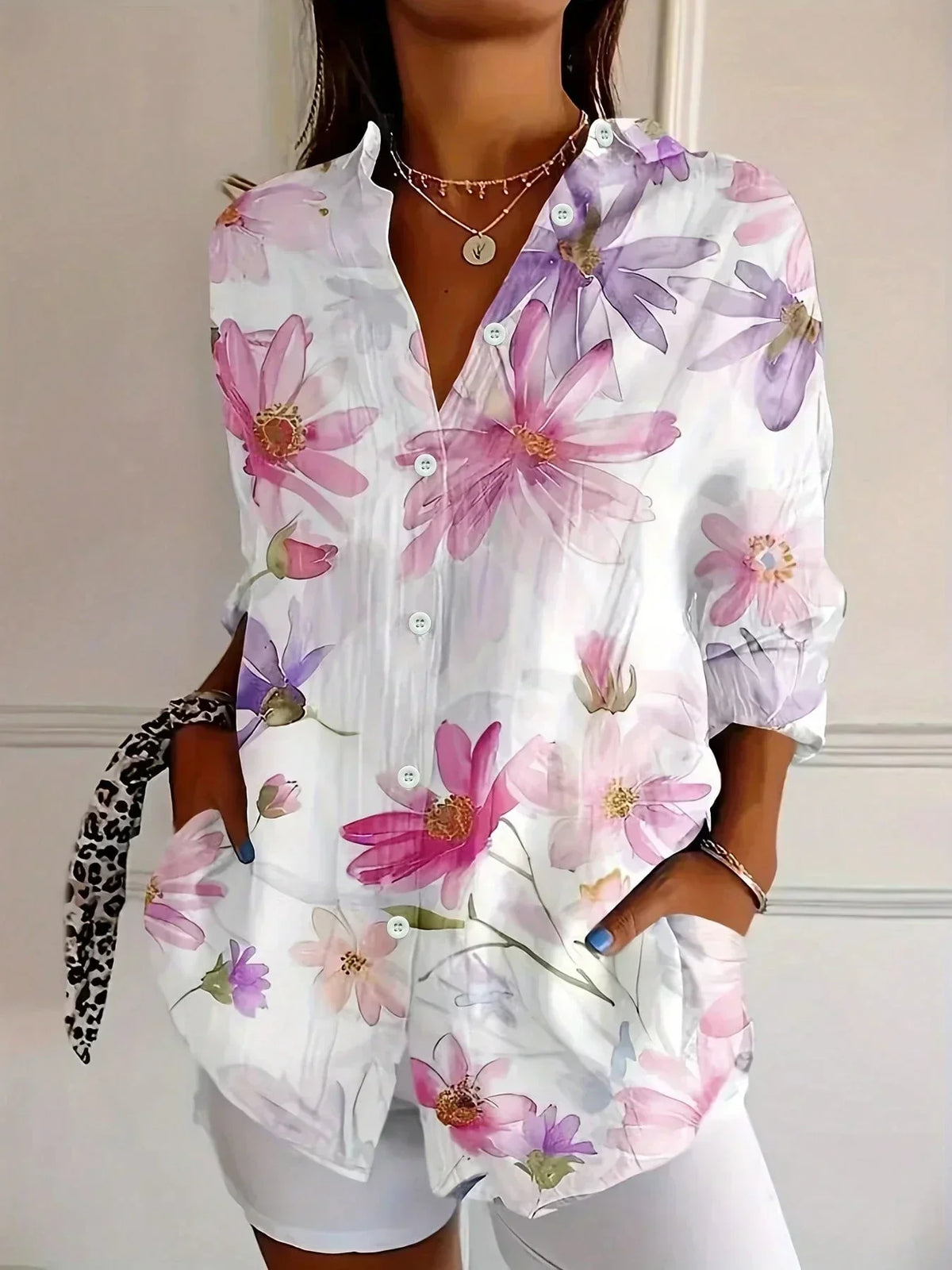 Ashtrid | Bunte Musterbluse
