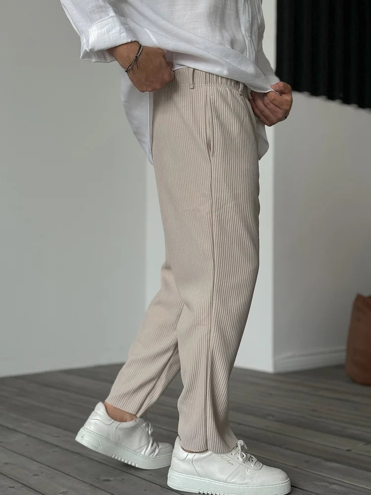 Alpenfeld™ | Herren Relax Fit Plissee Hose – Eleganter und Bequemer Alltags- und Business-Look